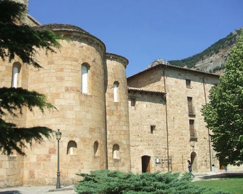 Descubre el Monasterio de Leyre